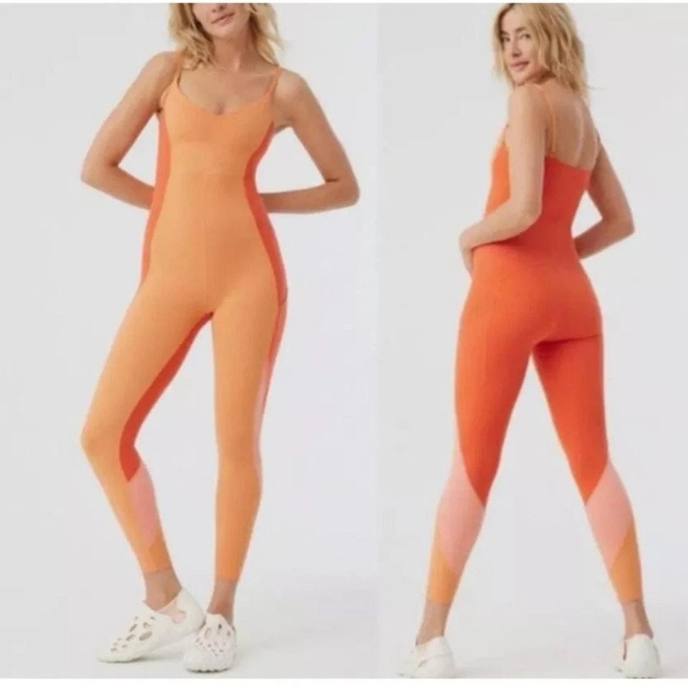 Outdoor Voices Superform Full Length Jumpsuit Bodysuit Womens M Tangerine